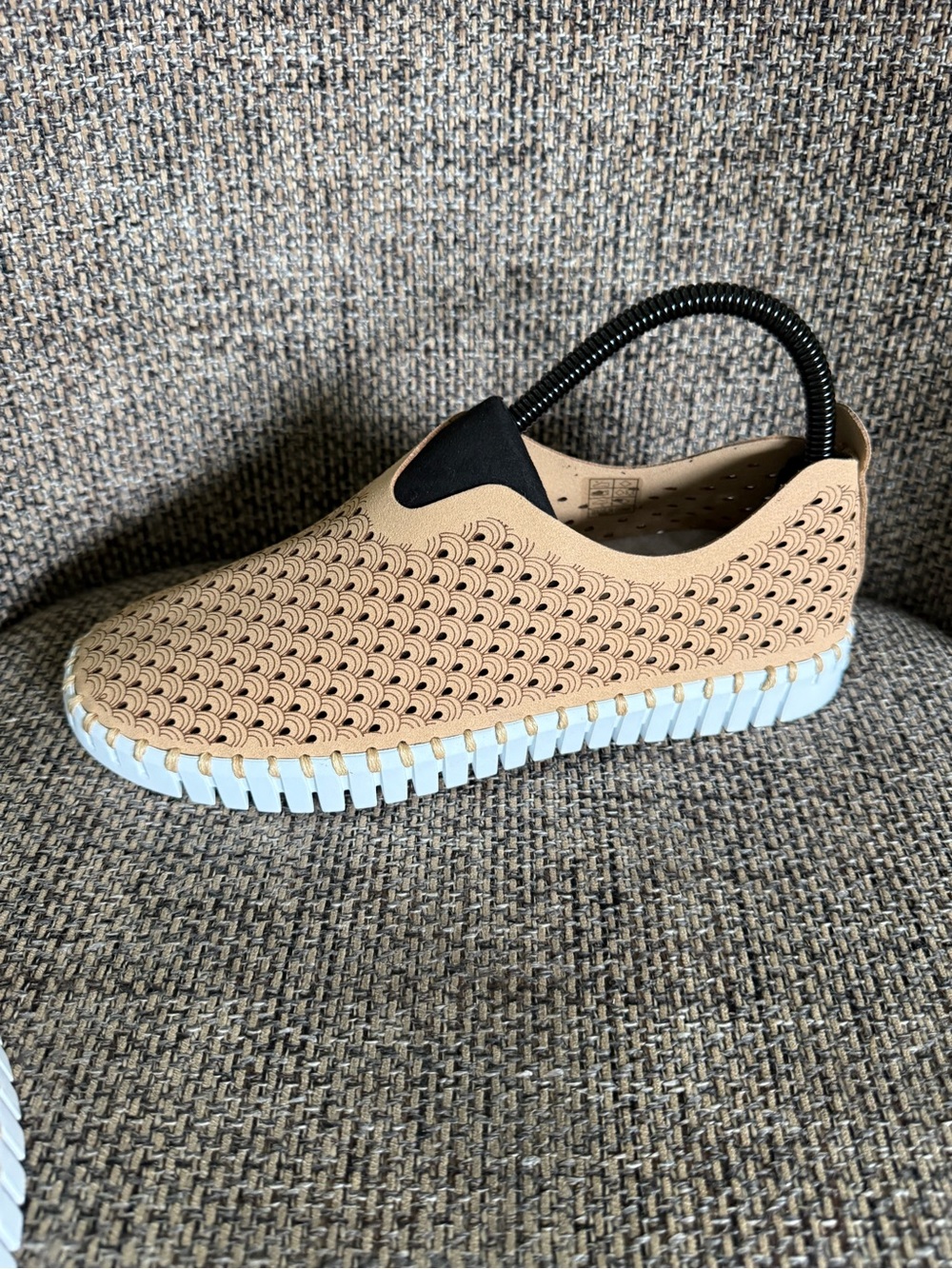 Isle Jacobsen Tulip Slip On Shoes Size 38 EUC - Picture 7 of 9